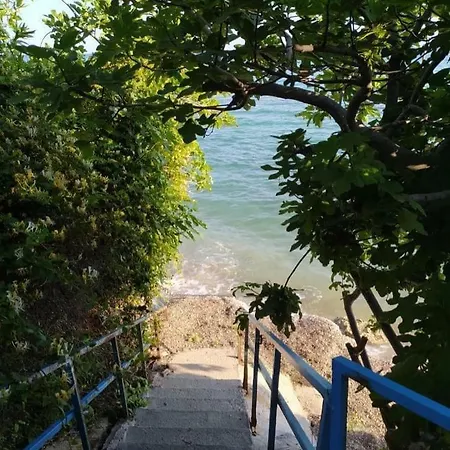 Popi' S 50 Metres From The Sea! Sozopoli